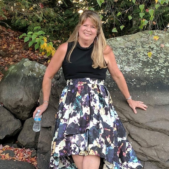 Meet your Seller/Buyer. CJ - Picture 1 of 5